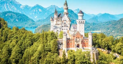 Neuschwanstein & Linderhof Excursion Image 2